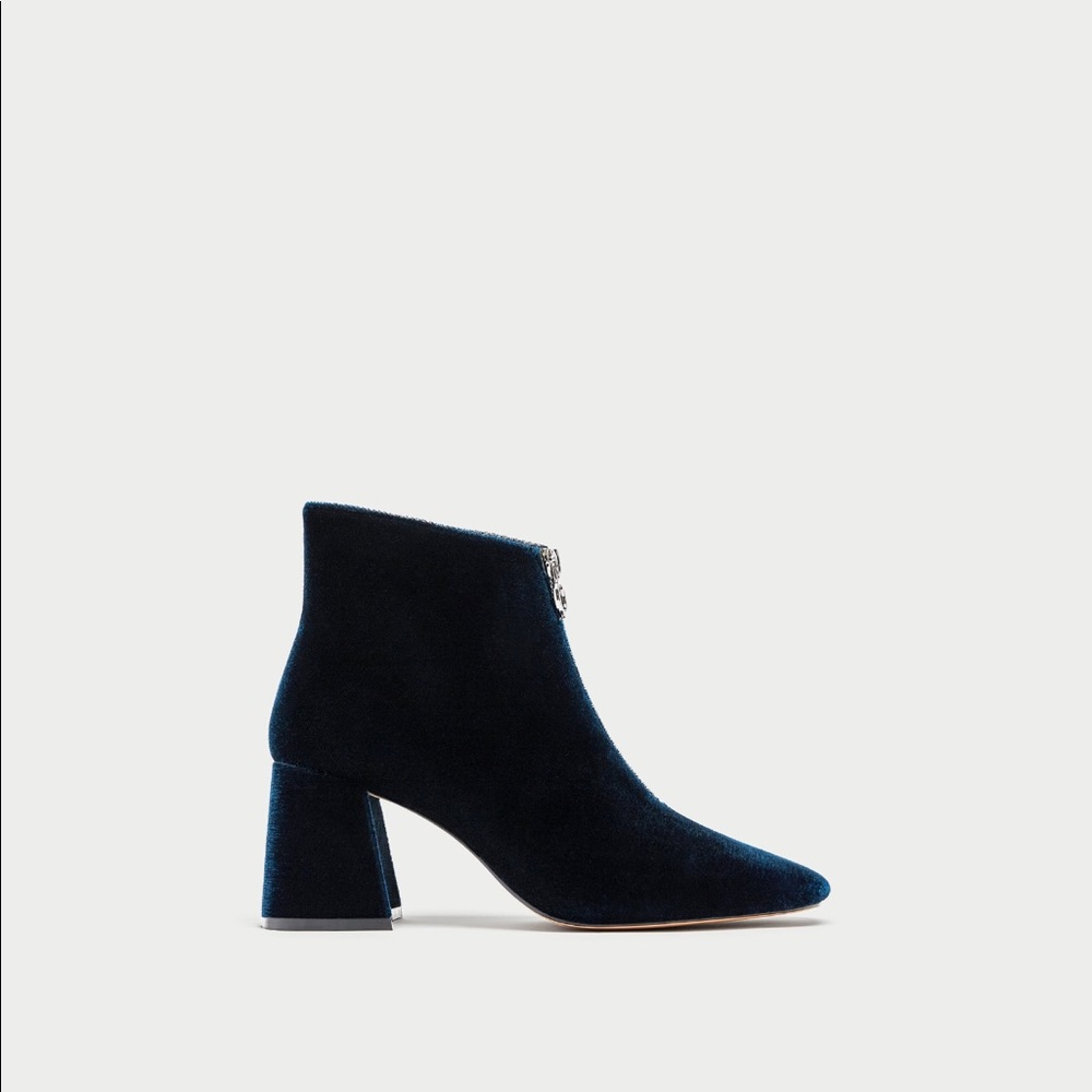 Zara Navy Blue Velvet Zip Up Ankle Boots - Picture 4 of 6